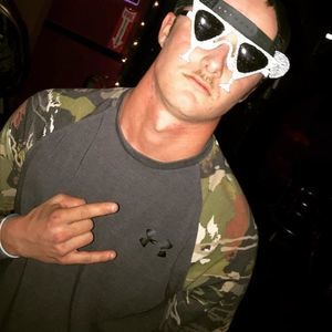 Meet your Posher, Nick